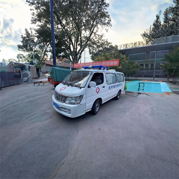 河南巩义市私人救护车出租到河南郑州大学附属医院 救护车出租长途转院多少钱