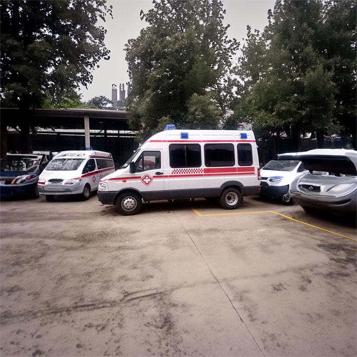 河南省郑州租120私人急救车到河南省安阳市中心医院 医院救护车叫一次多少钱 出租公司