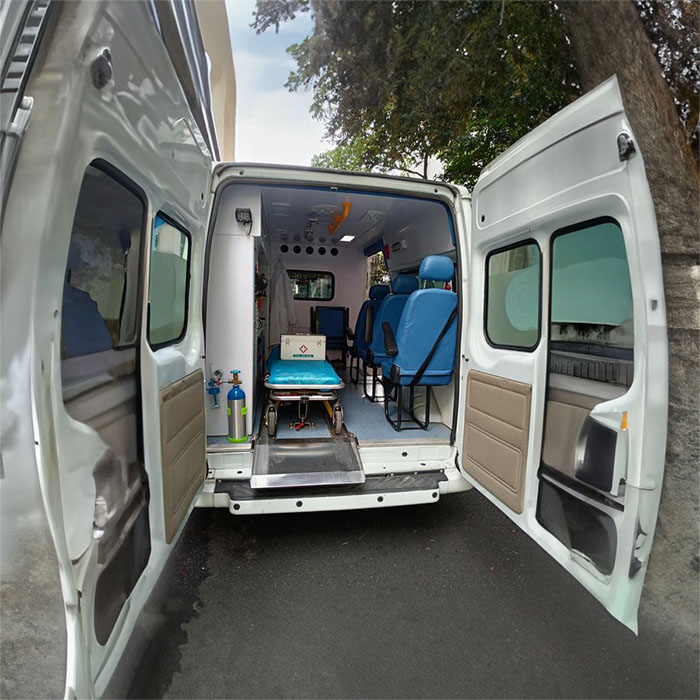 河南省巩义租赁正规救护车到河南中国五五医院 救护车租赁多少钱出租公司