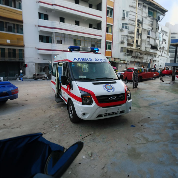 河南郑州市郑东新区救护车出租中心租赁到平顶山市救护车电话