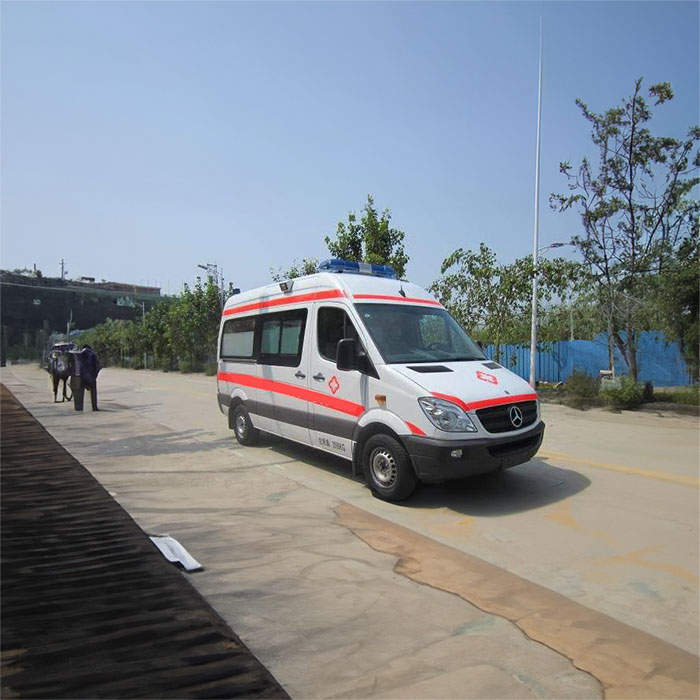 河南郑州市高新区租私家救护车转院到河南省濮阳市人民医院 救护车如何出租