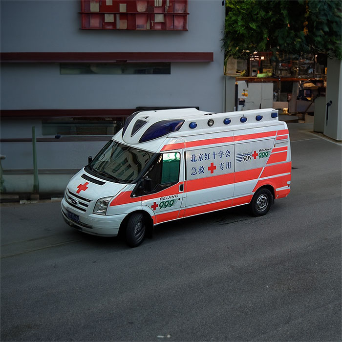 郑州中原120救护车转运到郑州市金水区救护车电话号码