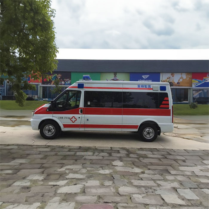 河南省航空港私人救护车到商丘市民权县救护车出租电话