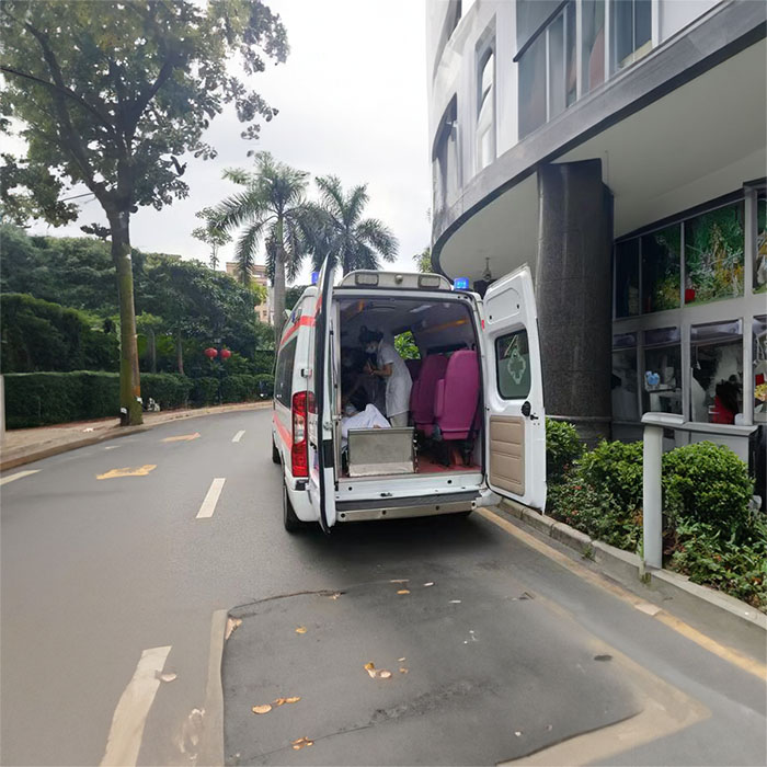 河南中原租用私人救护车护送到河南洛阳市中心医院 跨省救护车出租公司有哪些