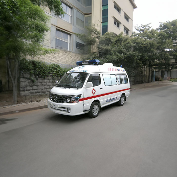 河南郑州巩义哪里有救护车租赁到南阳市南召县医院救护车出租