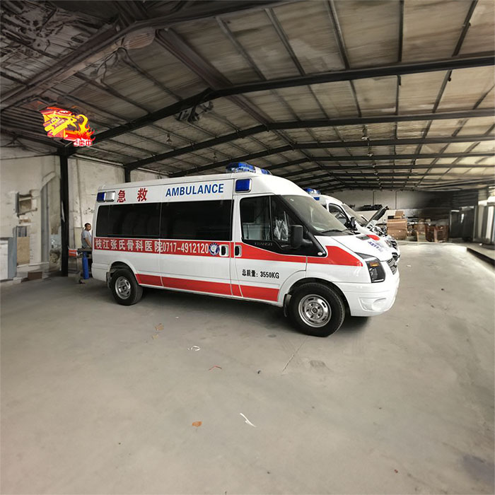 河南郑州上街租赁私家救护车到河南新乡医学院一附院 救护车出租一般多少钱租用