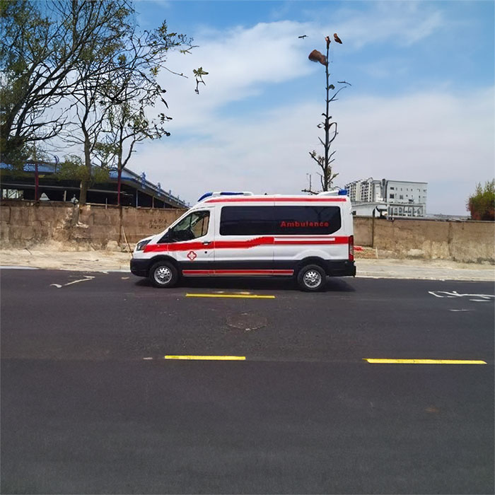 河南省郑州周边租赁私人救护车到河南省洛阳市第二中医院 转院救护车出租要多少钱