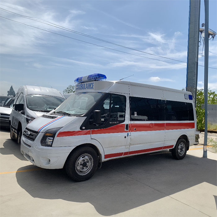 河南省郑州新密市租赁私家救护车转院到河南省信阳市中心医院 救护车出租哪个好