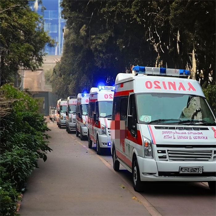 河南郑东新区私人救护车出租到洛阳市伊川县救护车出租