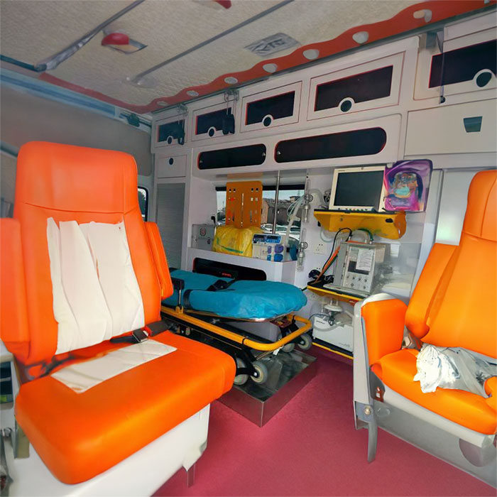 河南郑州高新区120救护车护送到周口市项城市救护车出租公司