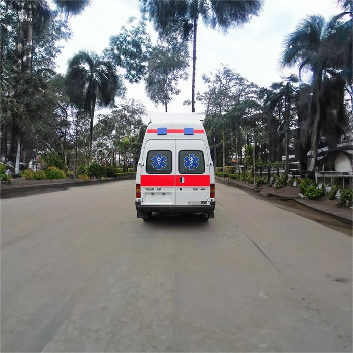 郑州市登封私人救护车租赁到河南省中国一五Ｏ中心医院 救护车如何出租