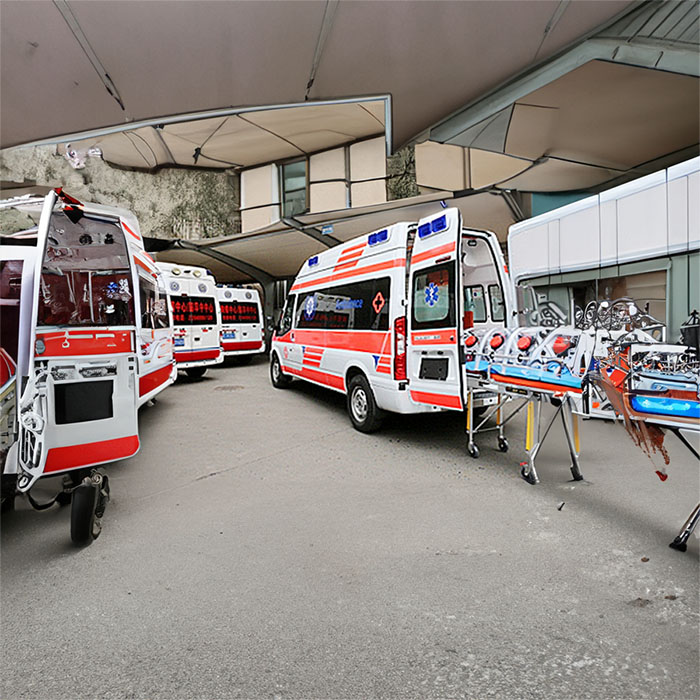 郑州本地预约私人救护车转运到河南郑州同济医院 救护车出租转院多少钱