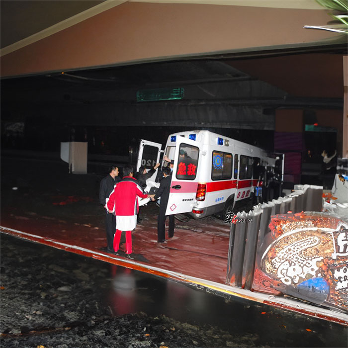 2023年巩义康复回家到新乡市卫滨区救护车电话是多少