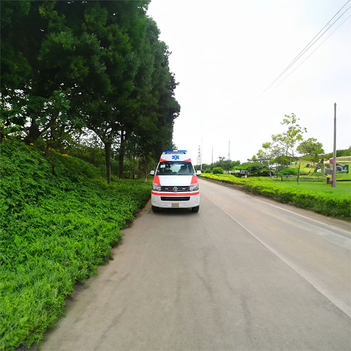 管城120私人救护车租赁到河南省解放一六Ｏ医院 救护车出租电话多少钱