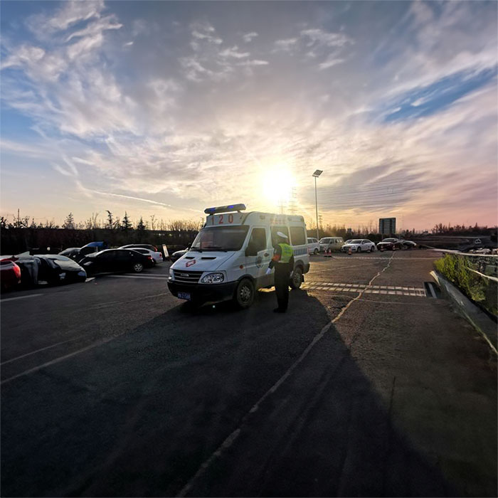 河南省郑州新密预约私人救护车转运到河南省河南省肿瘤医院 出租救护车出院转院怎么样