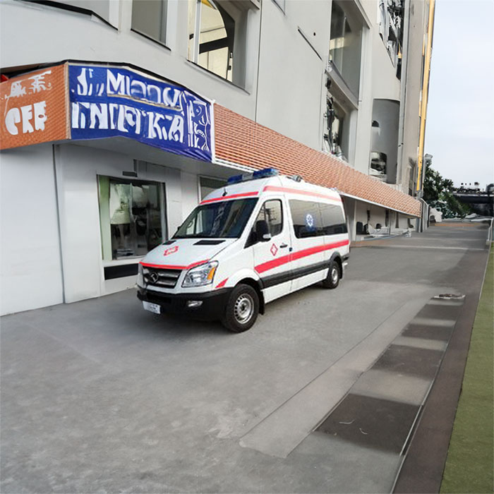 河南郑东新区私人救护车租赁到华源新乡市中心医院 哪里救护车出租