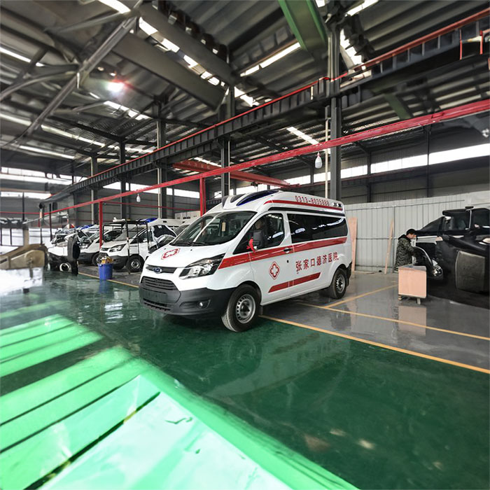 河南郑州市管城回族区租私家救护车转院到信阳市中心医院 救护车出租长途得多少钱