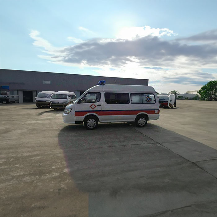 河南省新郑租私人救护车到郑大五附院 叫一次救护车多少钱出租