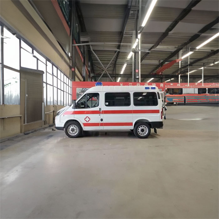 河南郑州新郑市租用私人救护车护送到河南省郑州市中心医院 长途救护车出租哪里专业