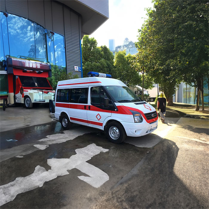 河南省登封租救护车护送到河南漯河市人民医院 救护车出租公司背哪些