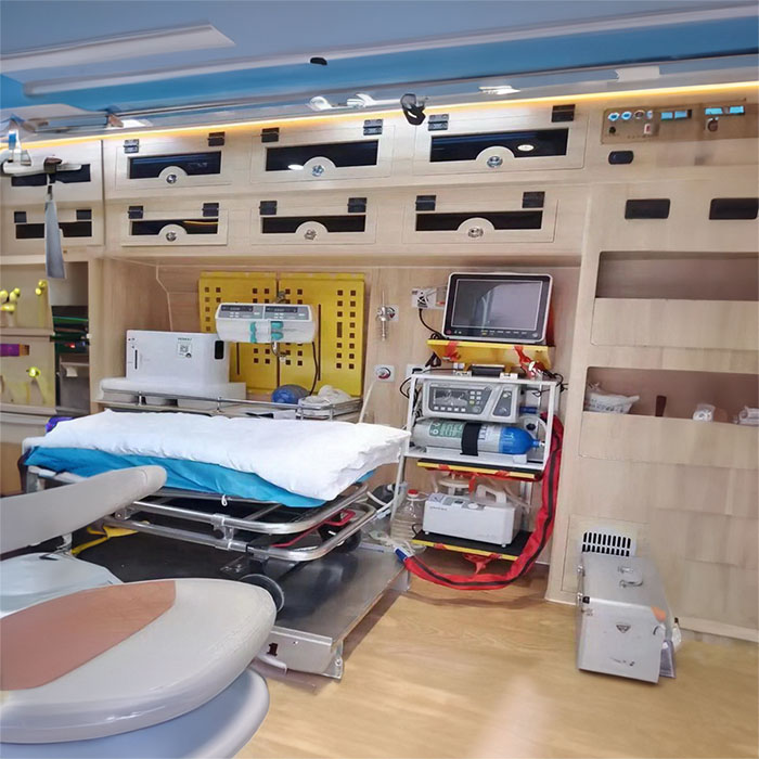 河南省郑州市管城租救护车护送到河南科技大学附属医院 跨省120救护车出租多少钱