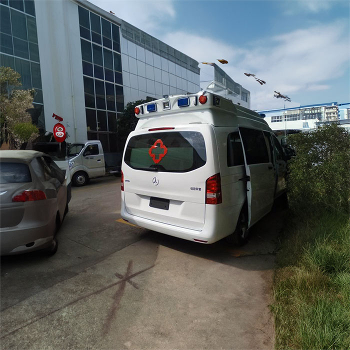 河南郑州市新郑租用私人救护车到河南省郑州大学第三附属医院 救护车在哪里出租
