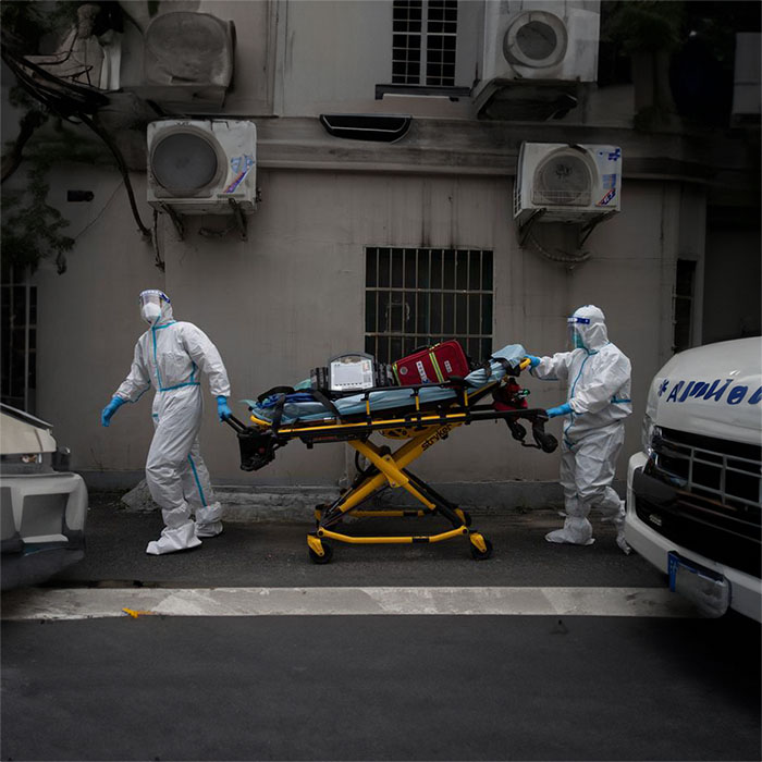 河南郑州市中原私人救护车租赁到信阳地区中医院 哪里有带呼吸机的救护车出租