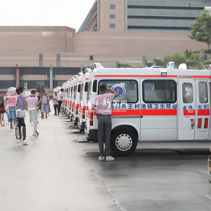 河南郑州市登封长途救护车出租到新乡市卫辉市救护车出租租赁