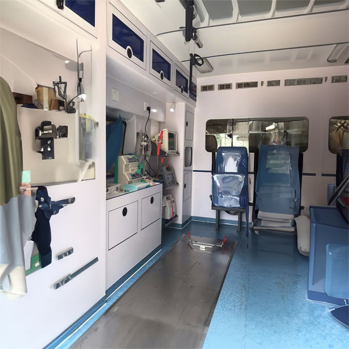 河南郑州市新郑市租用私人救护车护送到河南省中国五二医院 120救护车出租费用是多少