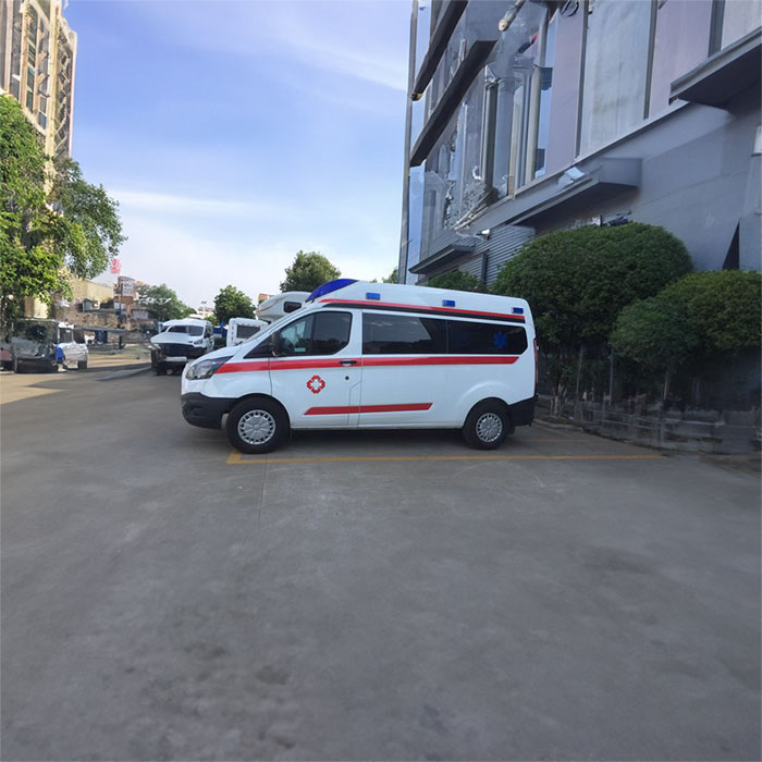 河南郑州市登封市救护车出租服务租赁到平顶山市石龙区120救护车