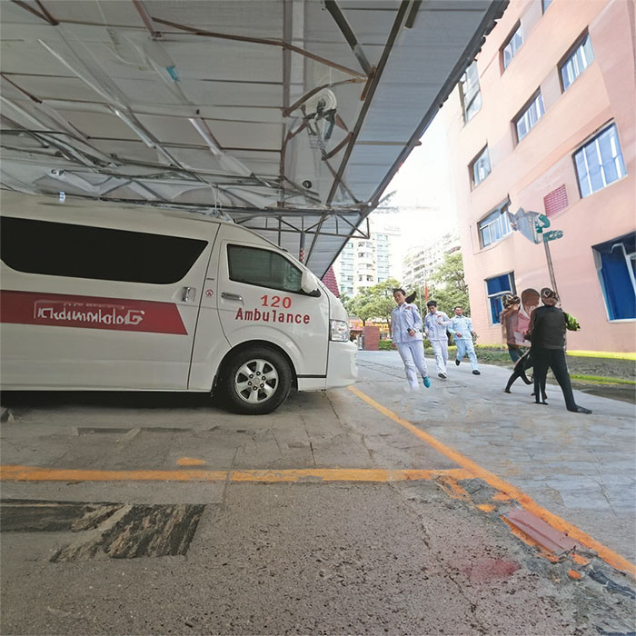 河南郑州上街租赁私人救护车转运到河南濮阳市安阳地区人民医院 跨省120救护车出租多少钱