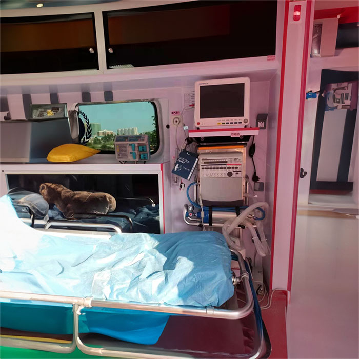 河南郑州市租救护车到信阳市潢川县医院救护车出租