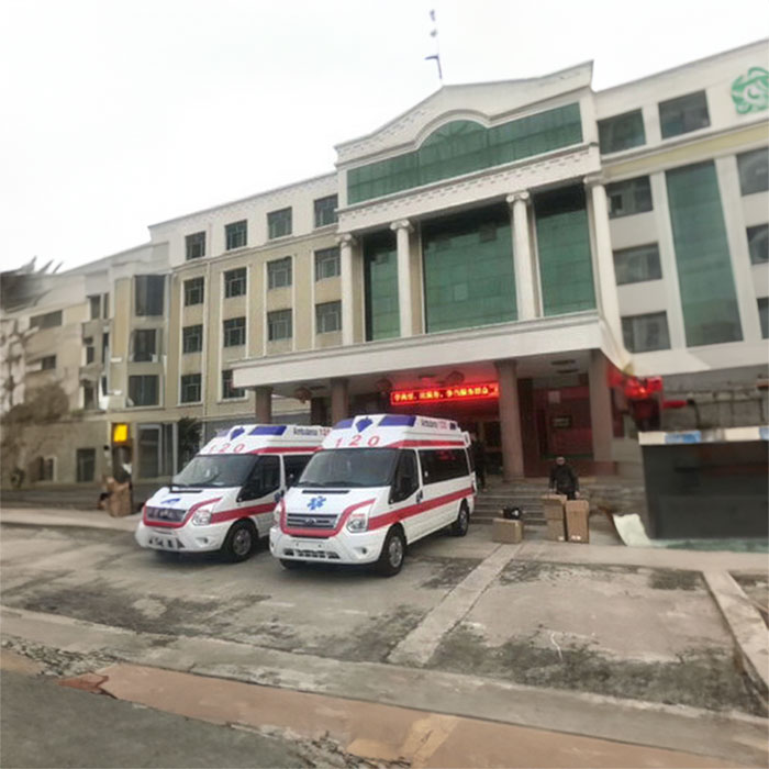 河南省郑州市二七区预约私人救护车租赁到河南省河南省军区医院 救护车出租电话多少钱