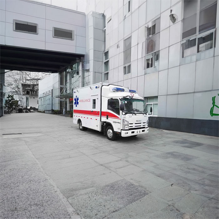 河南郑州市高新区长途救护车转院到信阳市淮滨县救护车出车一次多少钱