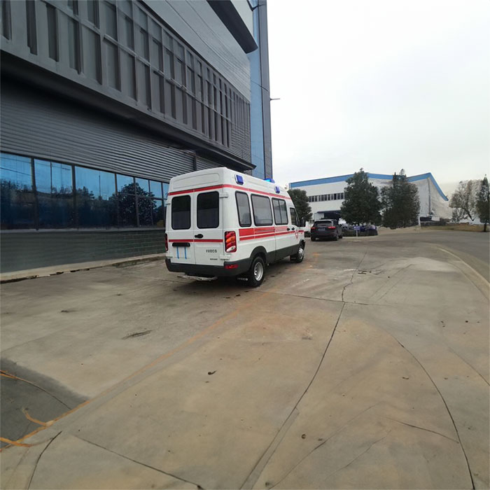 河南省高新区租赁私家救护车转院到河南省人民医院 跨省救护车出租哪个好