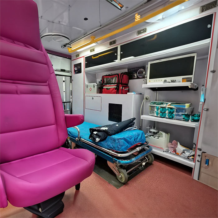 河南郑州新密跨省救护车出租到南阳市内乡县院后转运救护车出租公司-救护车出租