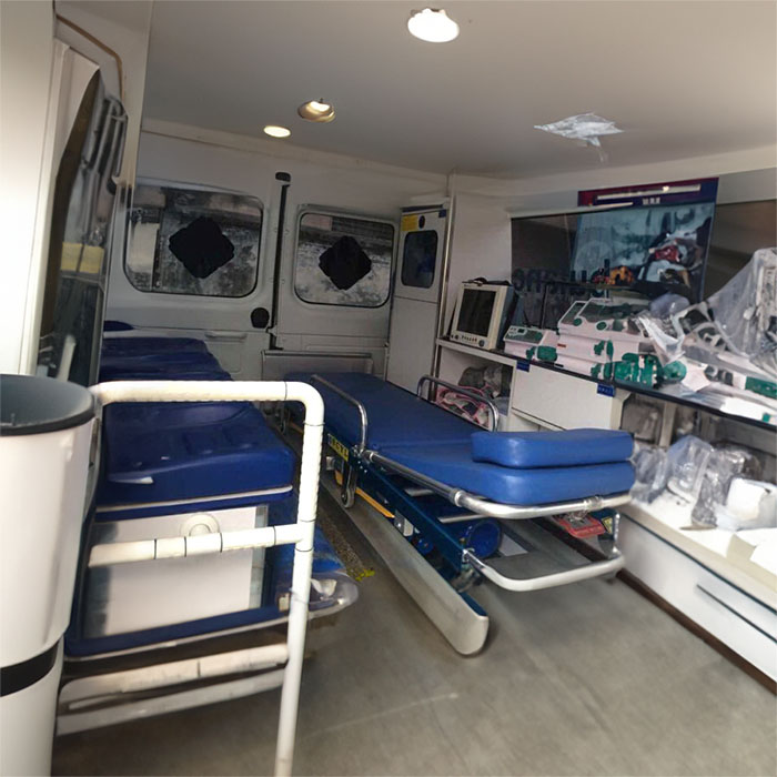河南省郑州二七区租私人救护车转院到河南省濮阳市人民医院 长途救护车出租哪里实惠