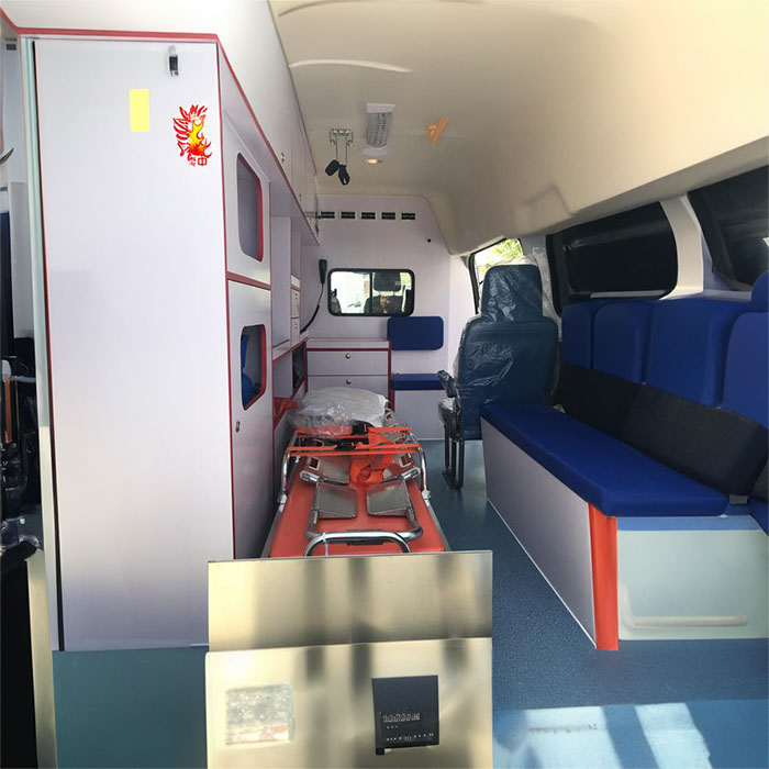 河南省航空港120私人救护车租赁到漯河市人民医院 救护车出租一般多少钱公司