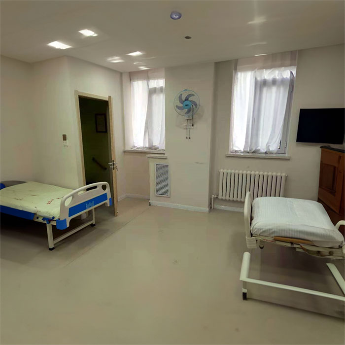 郑州管城哪里有救护车转院到安阳市安阳县叫救护车价格是多少一辆