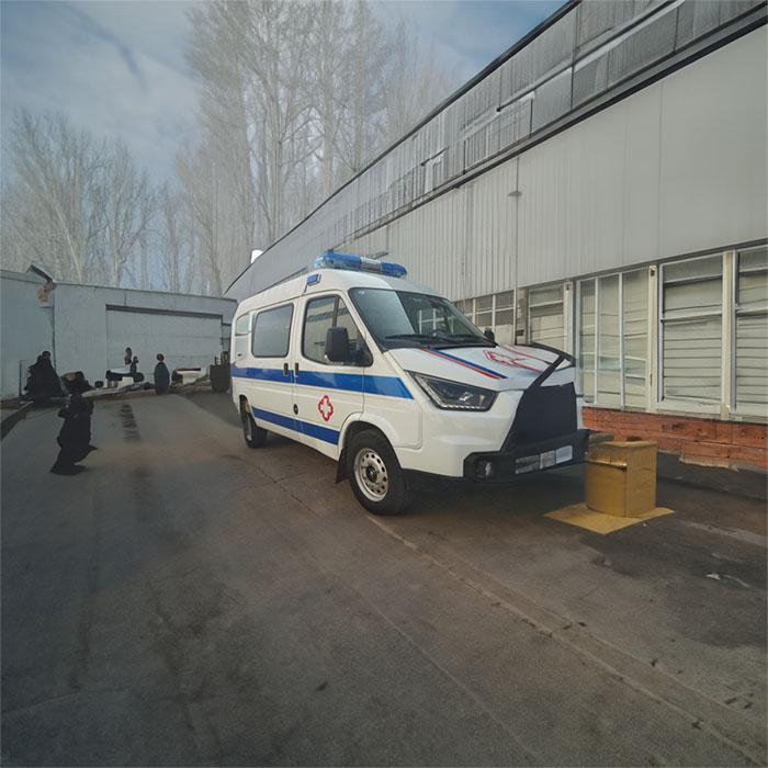 河南郑州金水出租急救车护送到开封155医院 出租救护车多少钱