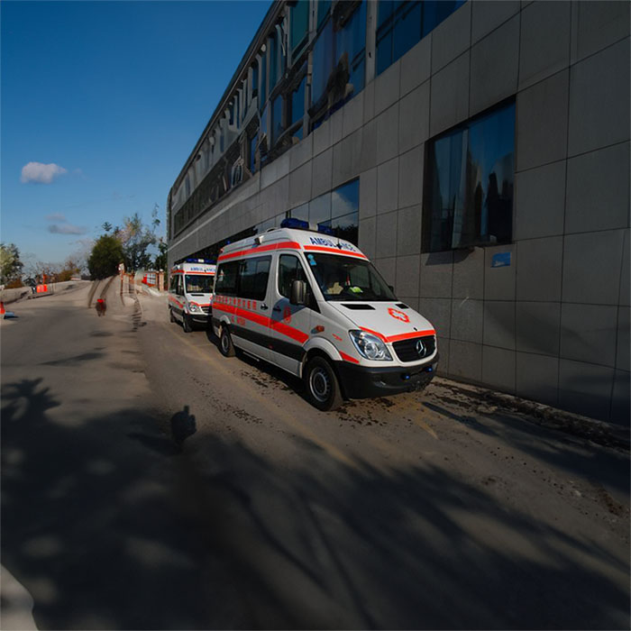 二七预约私人救护车转运到中国五二医院 私人120救护车出租多少钱