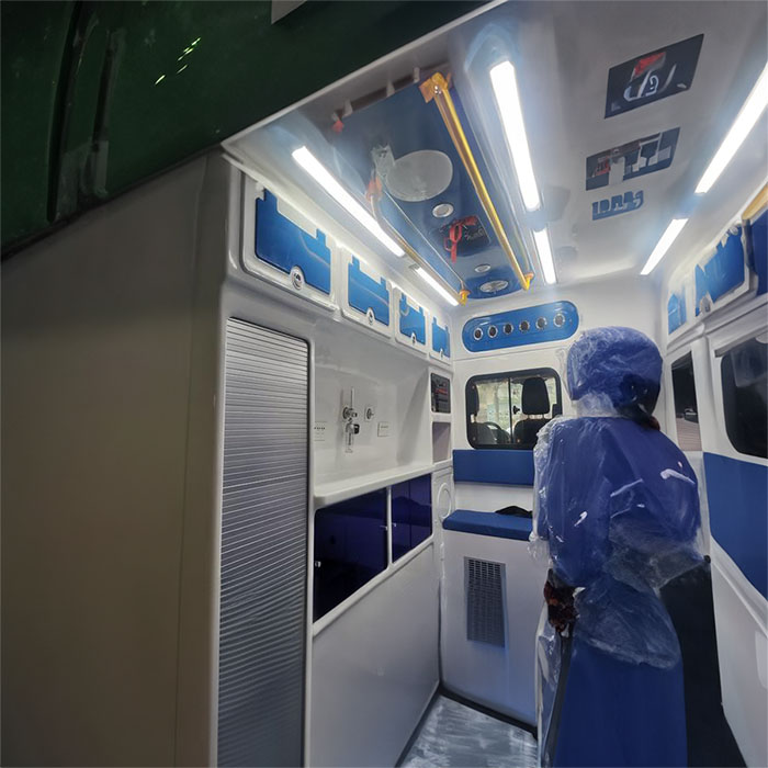 河南郑州登封市哪里有救护车租赁转院到平顶山市宝丰县正规救护车出租服务