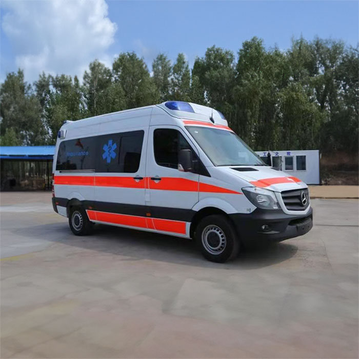 河南省郑州市经开区120私人救护车租赁到河南郑州铁路中心医院 救护车出租收费多少