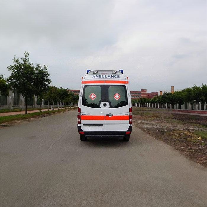 河南高新区租用私人救护车护送到河南省安阳市人民医院 救护车出租哪里有