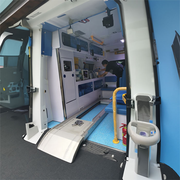 河南金水救护车出租到郑州大学第五附属医院 医院救护车叫一次多少钱 出租