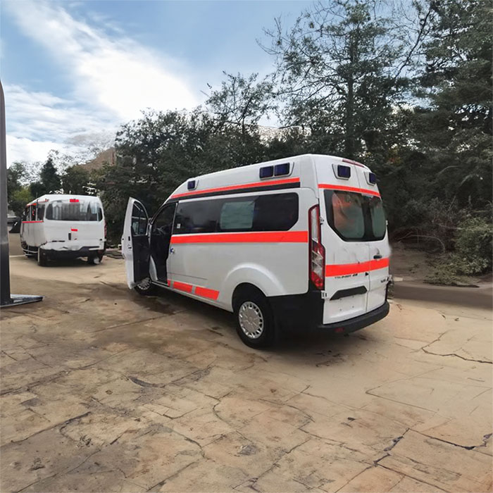 河南省荥阳救护车出租服务护送到许昌市禹州市私人救护车租赁联系方式