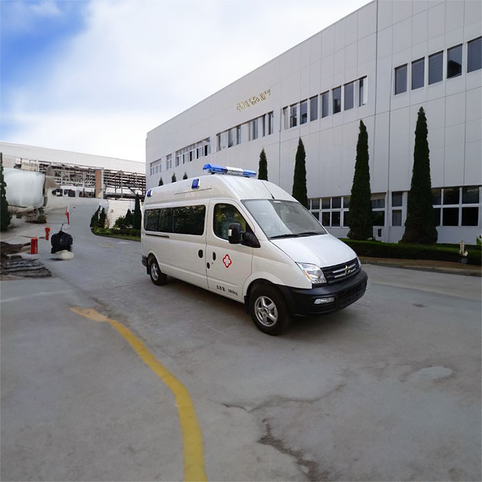 河南省郑州金水私人救护车租赁到河南省周口市中心医院 救护车出租每公里多少钱