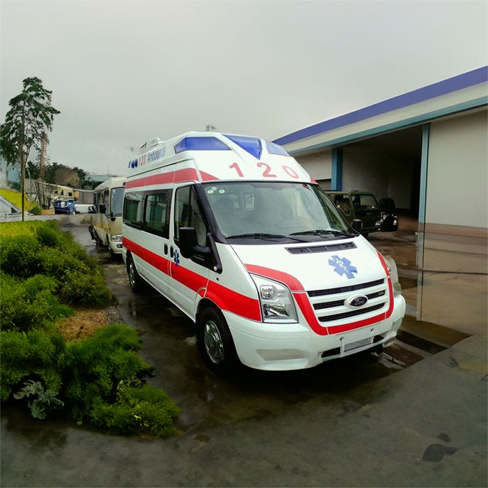 河南郑州上街救护车出租服务出租到鹤壁市浚县叫救护车一次多少钱