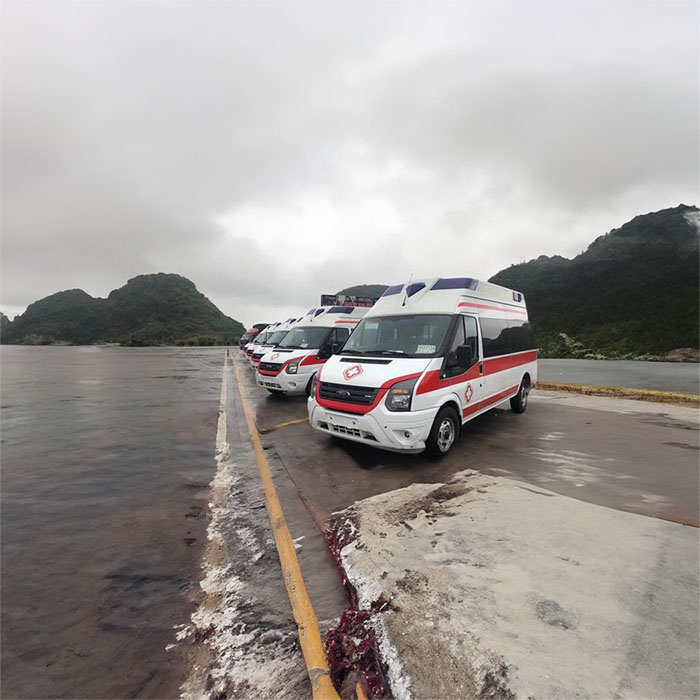 郑州市管城区正规救护车出租出租到开封市龙亭区120救护车出租