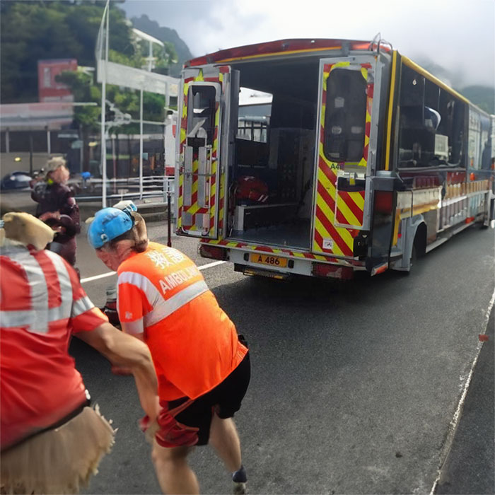 郑州市新郑120私人救护车租赁到河南省人民医院 长途救护车出租哪里专业